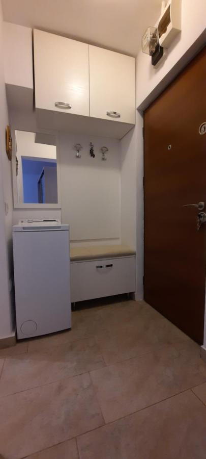 Appartement Farmec Studio à Cluj-Napoca Extérieur photo